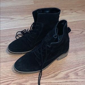 Steve Madden Suede Boots